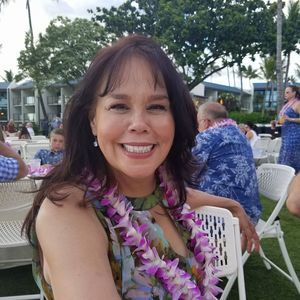 Meet your Posher, Gena